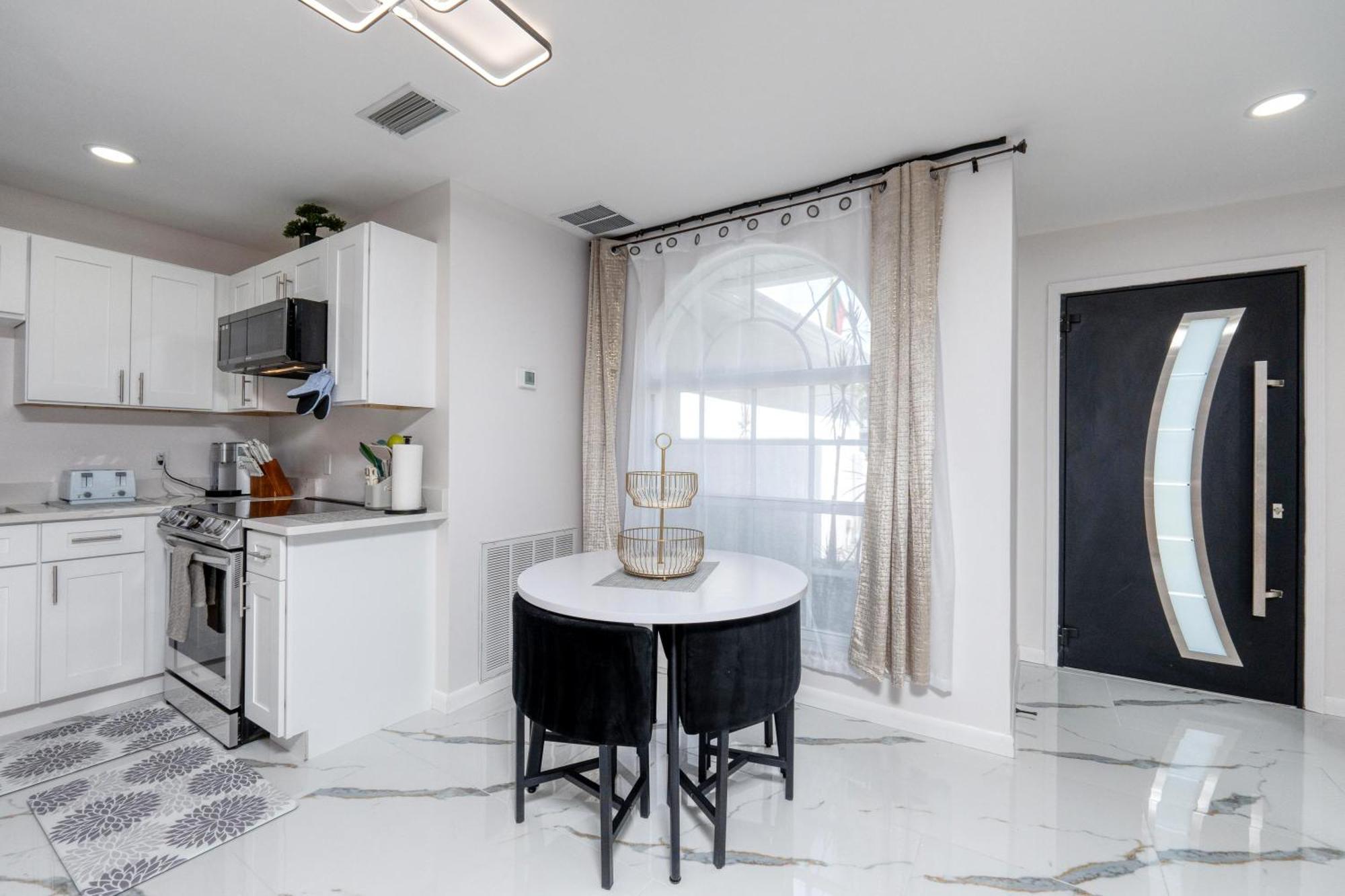 Luxury Style Townhome With Pool - 1 Miles To Bucs Stadium Tampa Exterior foto